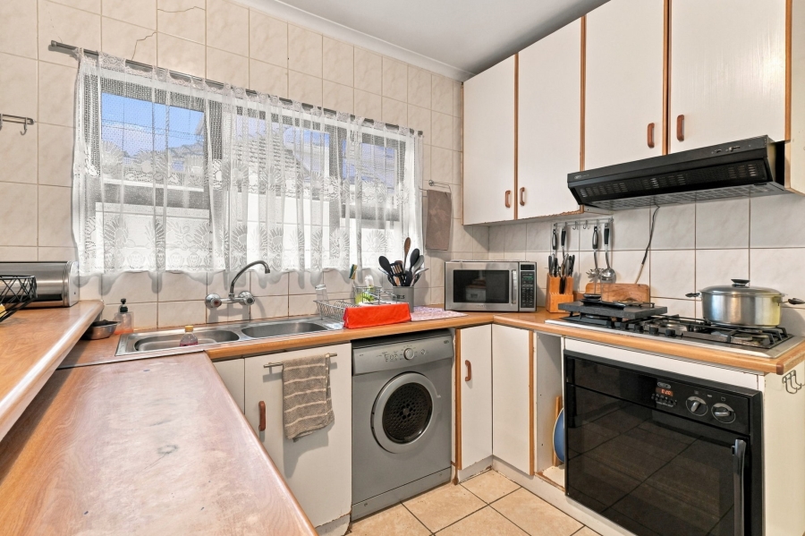 3 Bedroom Property for Sale in Plumstead Western Cape